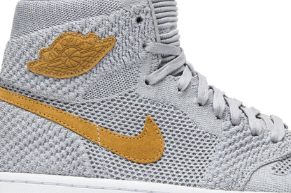 Air Jordan 1 Retro High OG Flyknit &