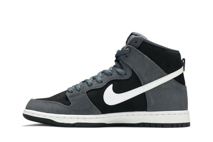 SB Dunk High Pro &