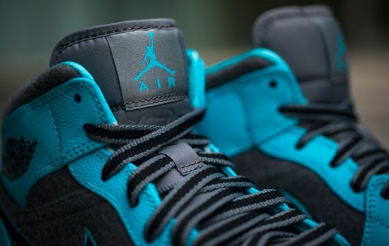 Air Jordan 1 Mid &