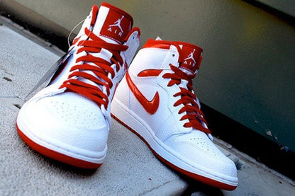 Air Jordan 1 Retro High &