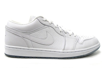 Air Jordan 1 Low Retro &