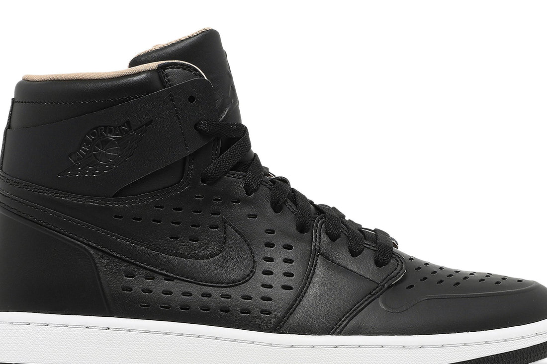 Air Jordan 1 Retro High &
