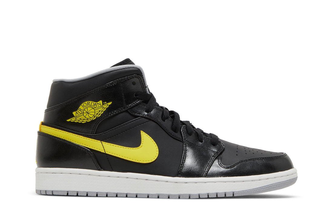Air Jordan 1 Mid &