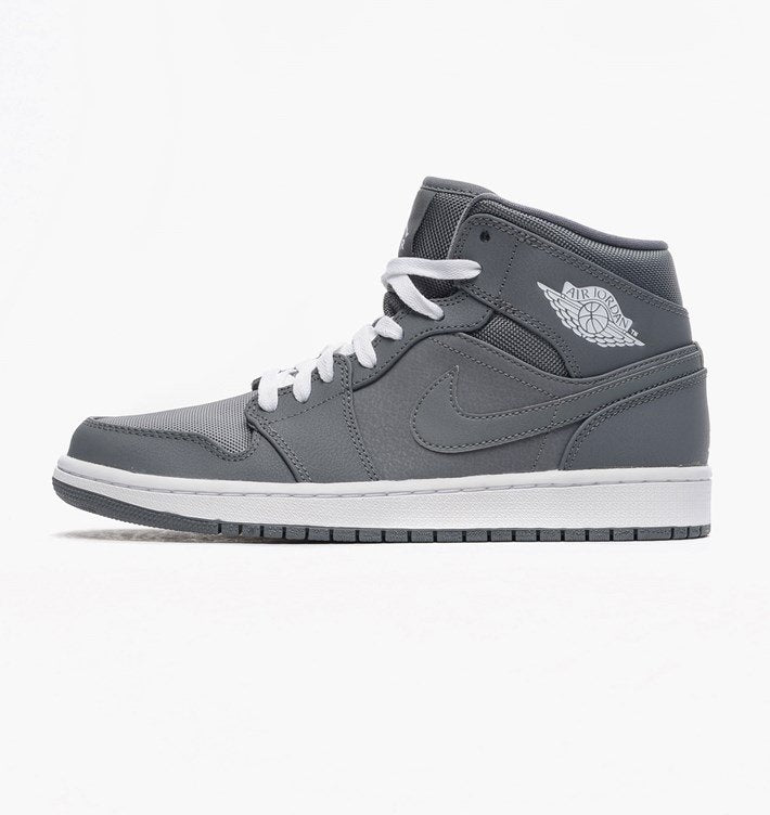 Air Jordan 1 Retro Mid &