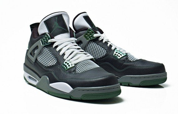 Air Jordan 4 Retro &