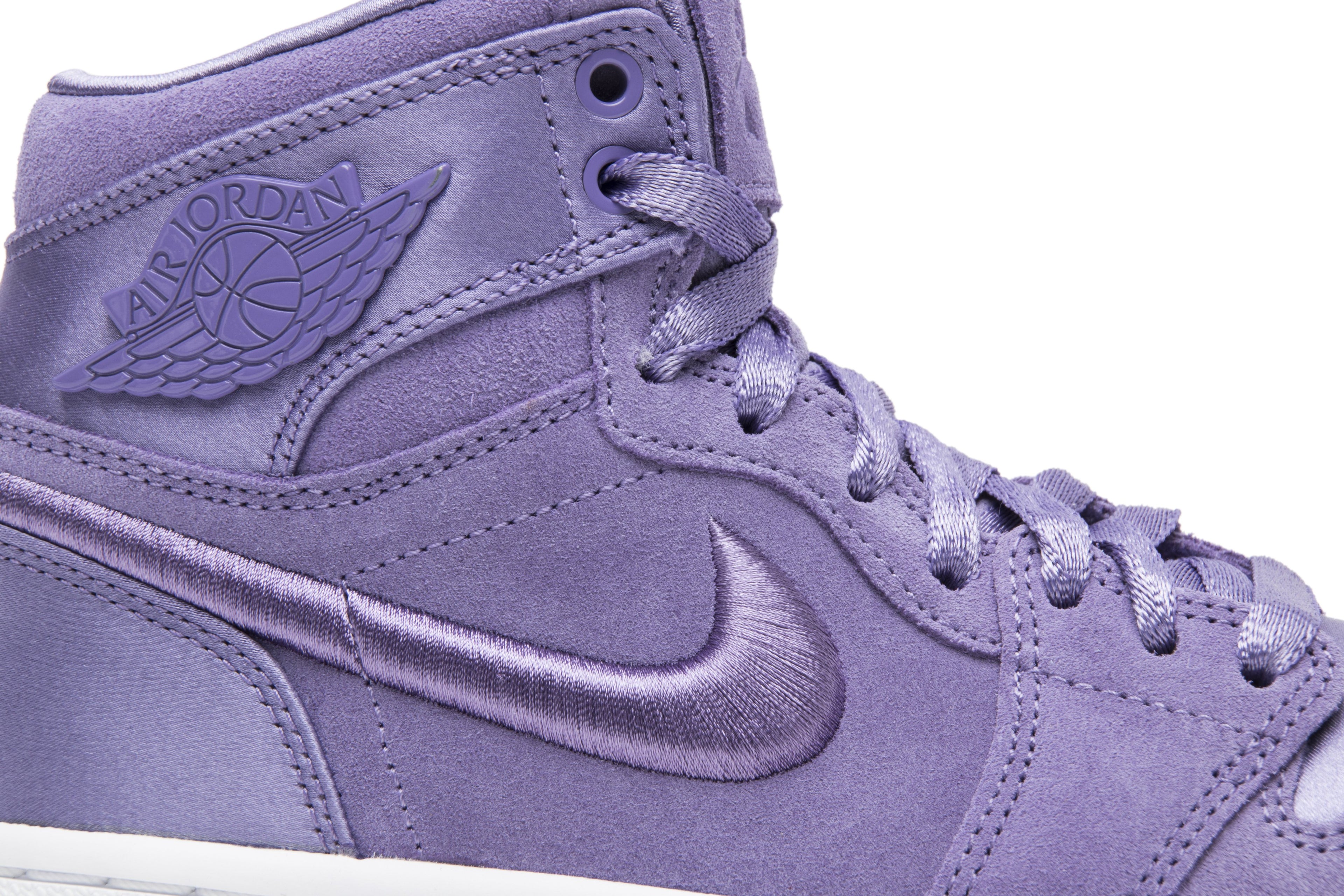 Wmns Air Jordan 1 Retro High &