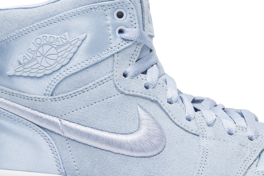 Wmns Air Jordan 1 Retro High &