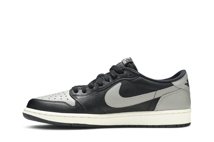 Air Jordan 1 Retro Low OG &