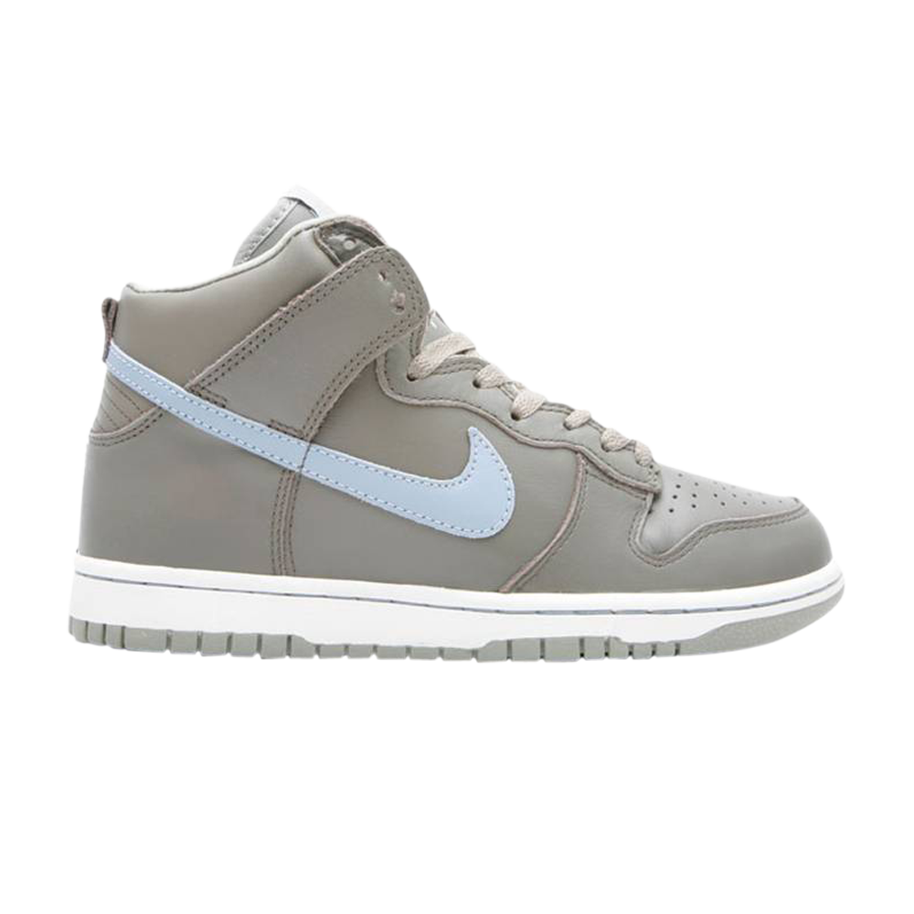 Dunk High
