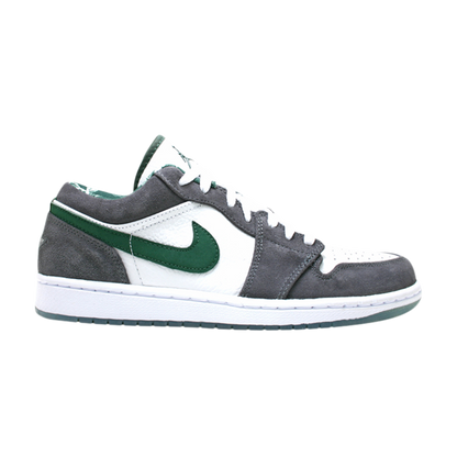 Air Jordan 1 Retro Low &