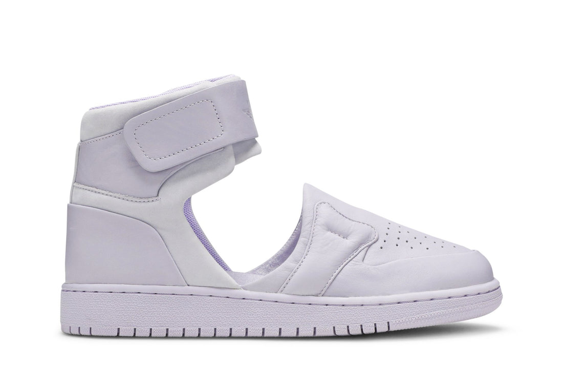 Wmns Air Jordan 1 High &