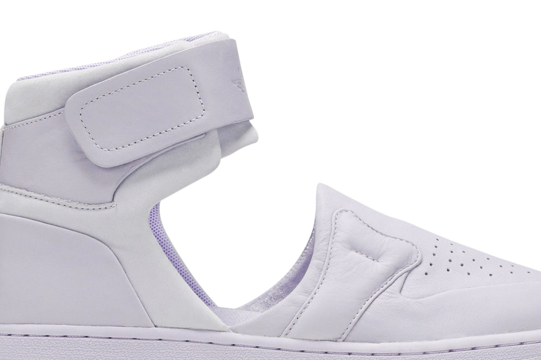 Wmns Air Jordan 1 High &