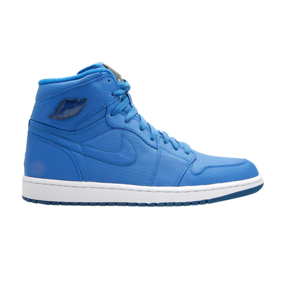 Air Jordan 1 Retro High &