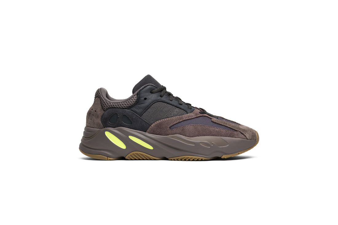 Yeezy Boost 700 &