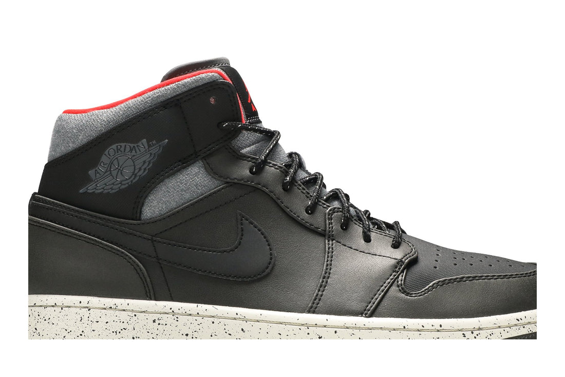 Air Jordan 1 Mid &