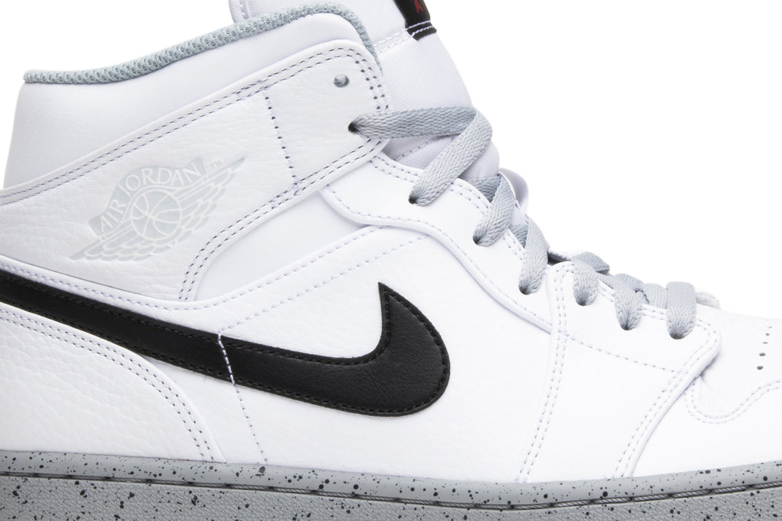 Air Jordan 1 Mid &