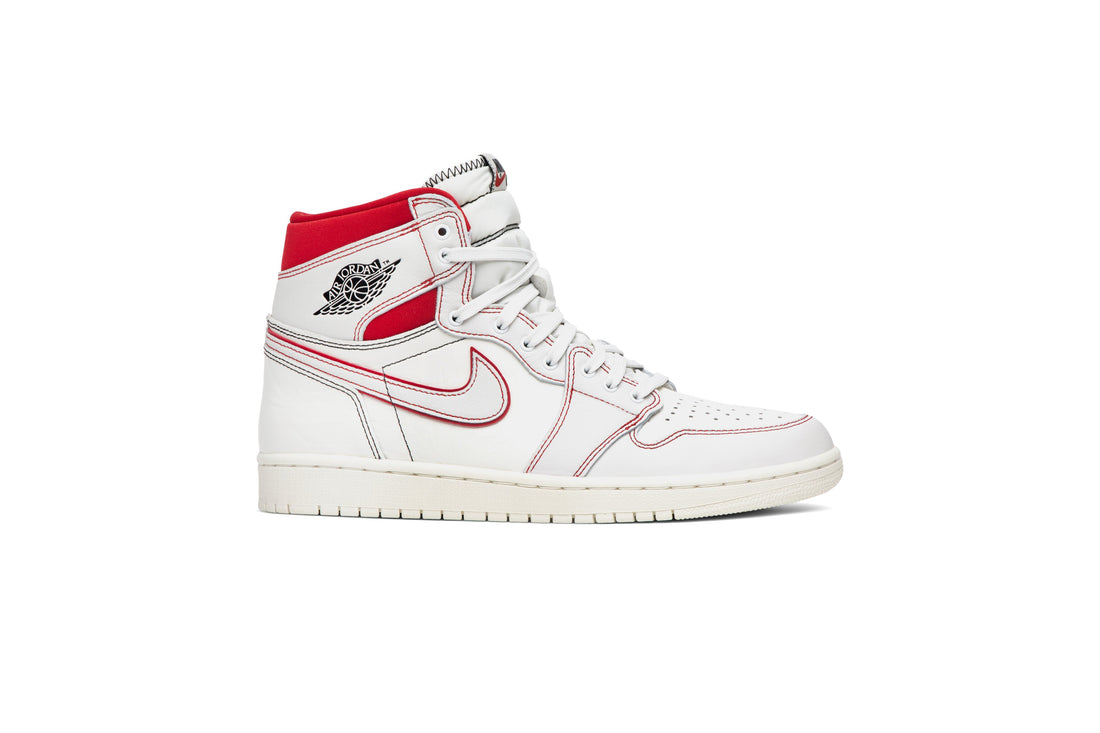 Air Jordan 1 Retro High OG &