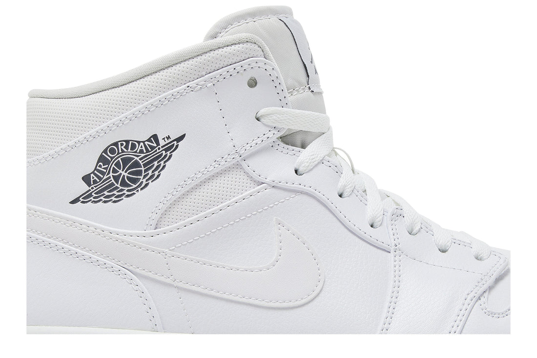 Air Jordan 1 Mid &