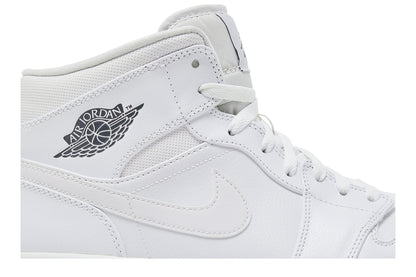 Air Jordan 1 Mid &