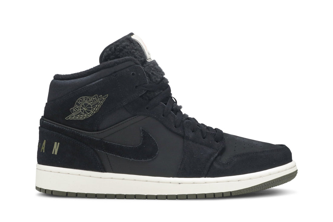Air Jordan 1 Retro Mid &