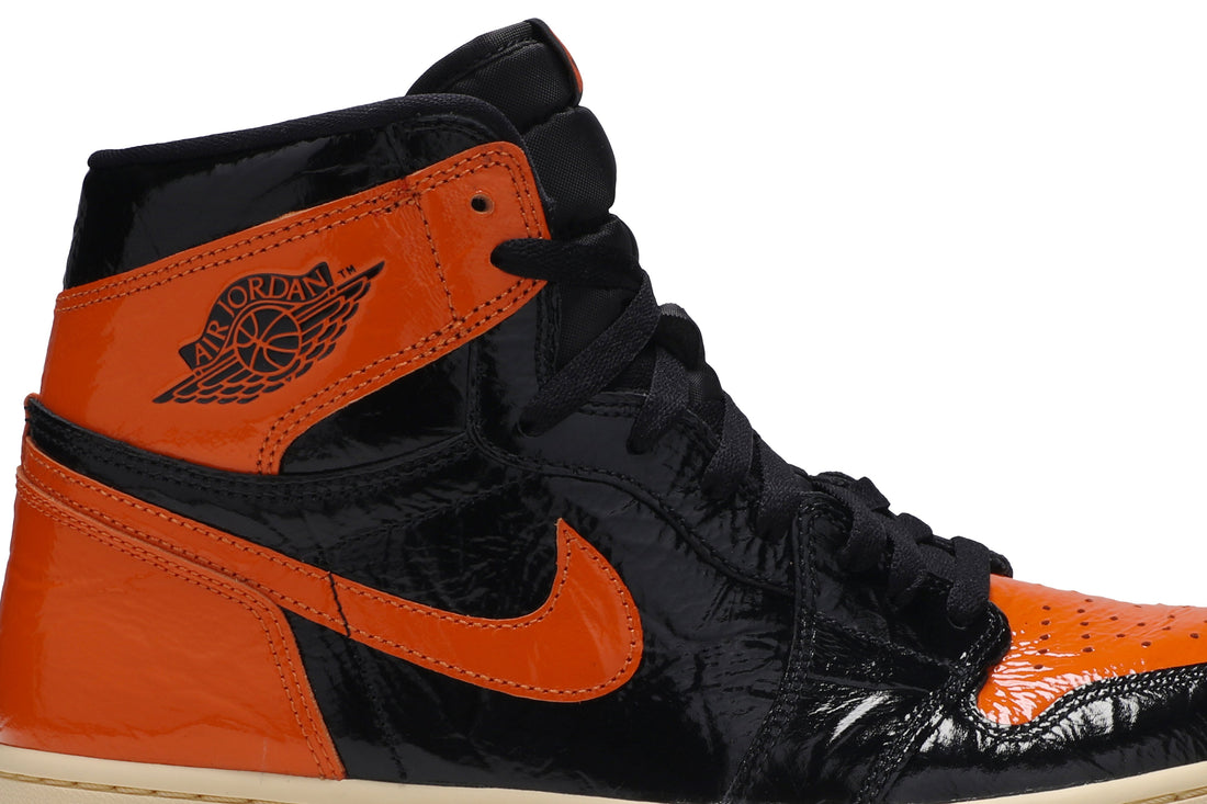 Air Jordan 1 Retro High OG &