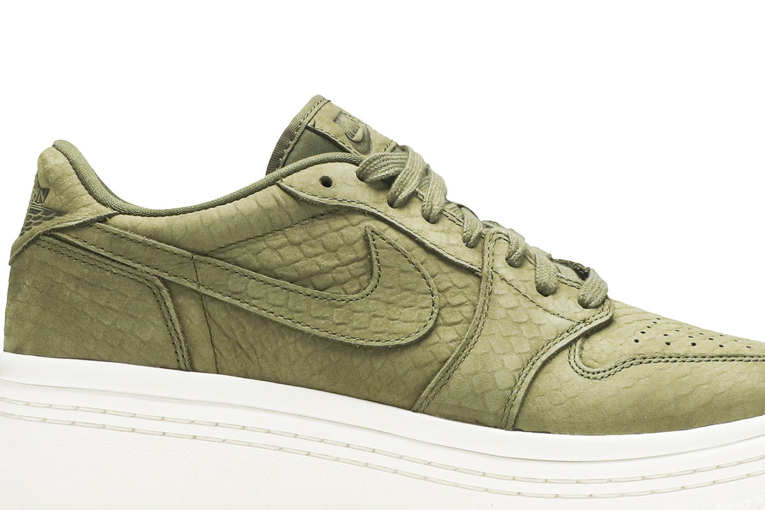 Wmns Air Jordan 1 Low Lifted &