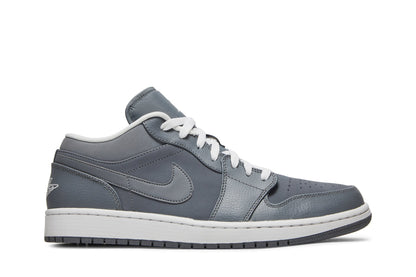 Air Jordan 1 Retro Low &