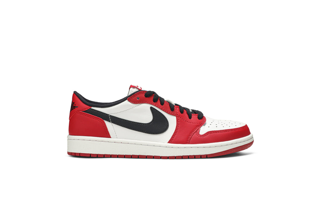 Air Jordan 1 Retro Low OG &