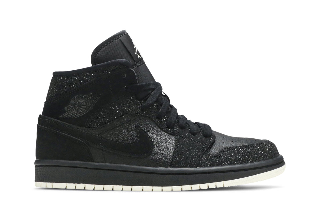 Wmns Air Jordan 1 Mid &
