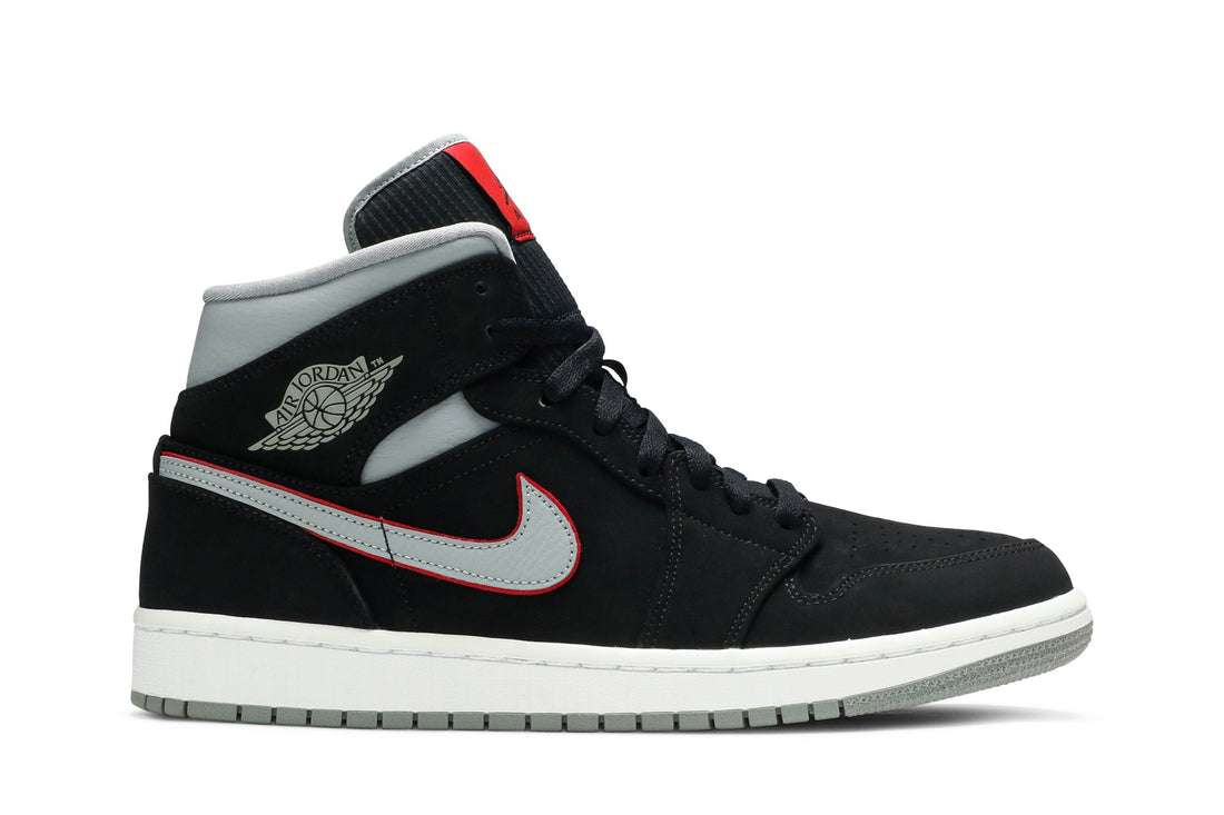 Air Jordan 1 Mid &