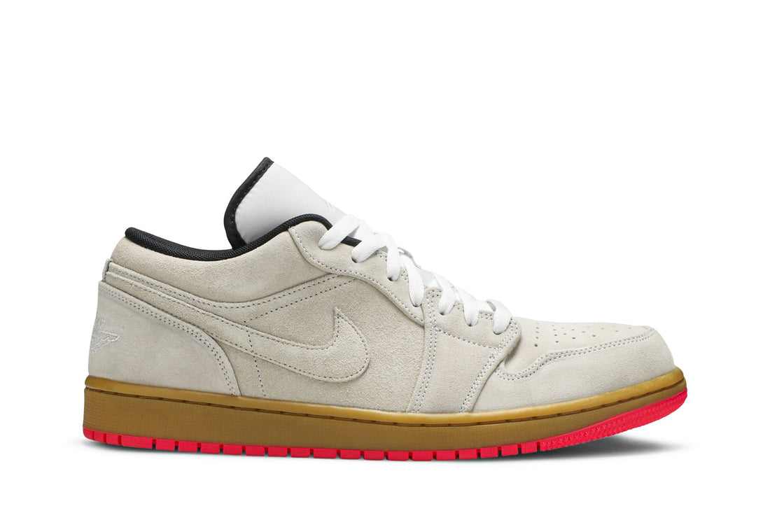 Air Jordan 1 Low &