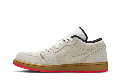 Air Jordan 1 Low &