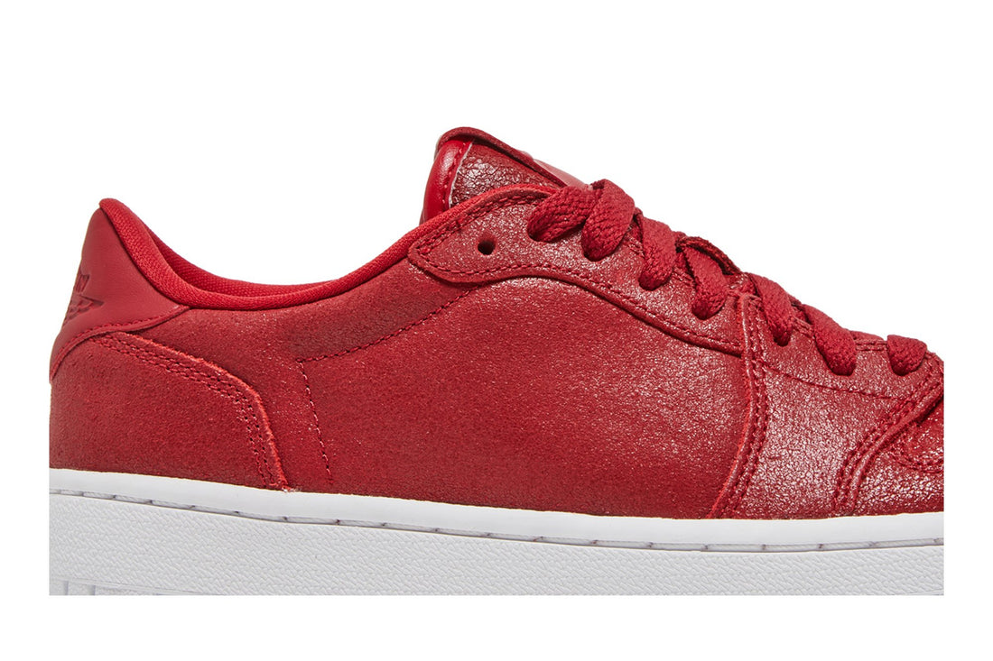 Wmns Air Jordan 1 Low NS &