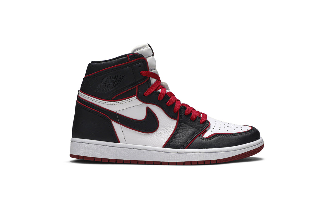 Air Jordan 1 Retro High OG &