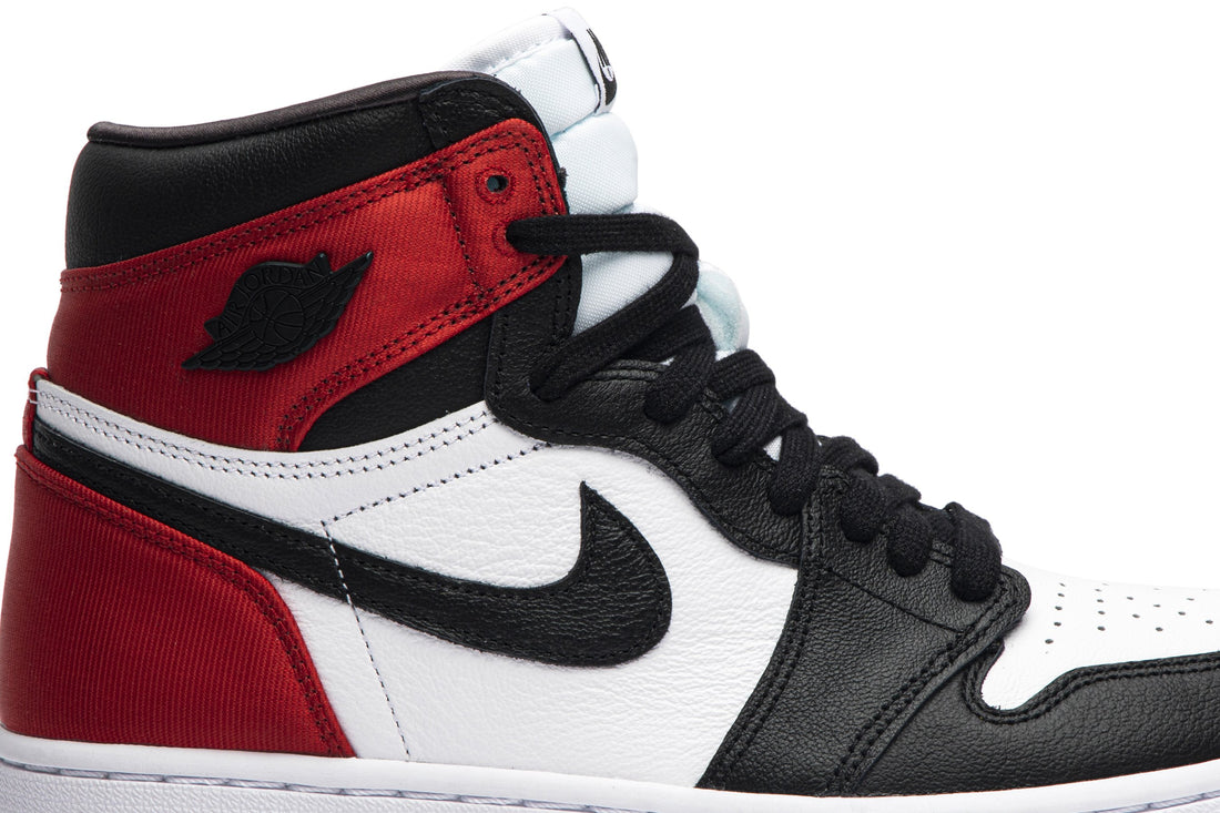 Wmns Air Jordan 1 Retro High &