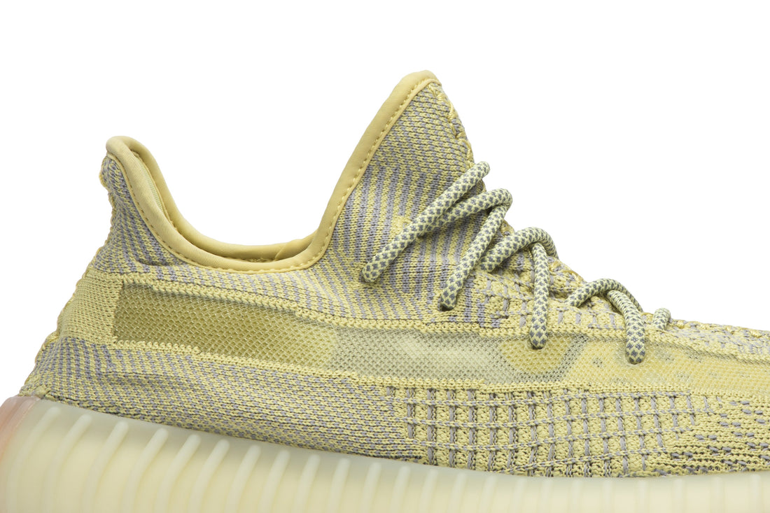 Yeezy Boost 350 V2 &