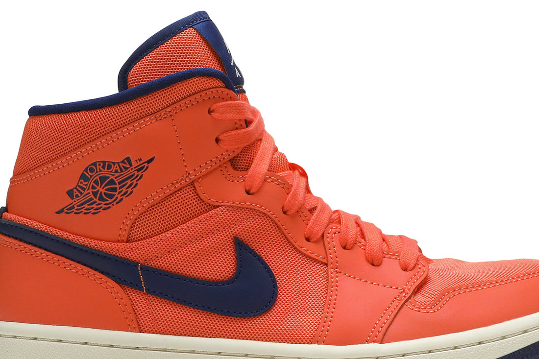 Wmns Air Jordan 1 Mid &