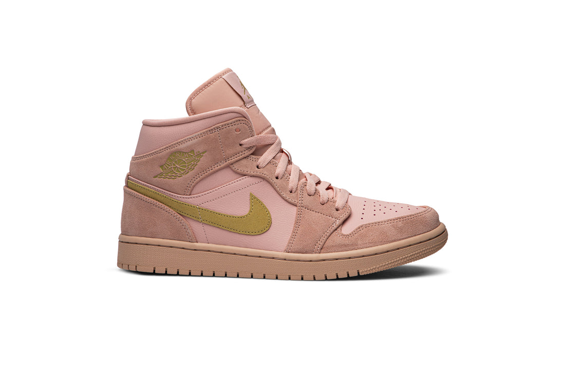 Air Jordan 1 Mid &