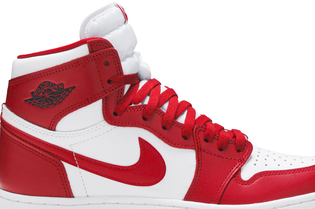 Air Jordan 1 Retro High &