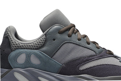 Yeezy Boost 700 &