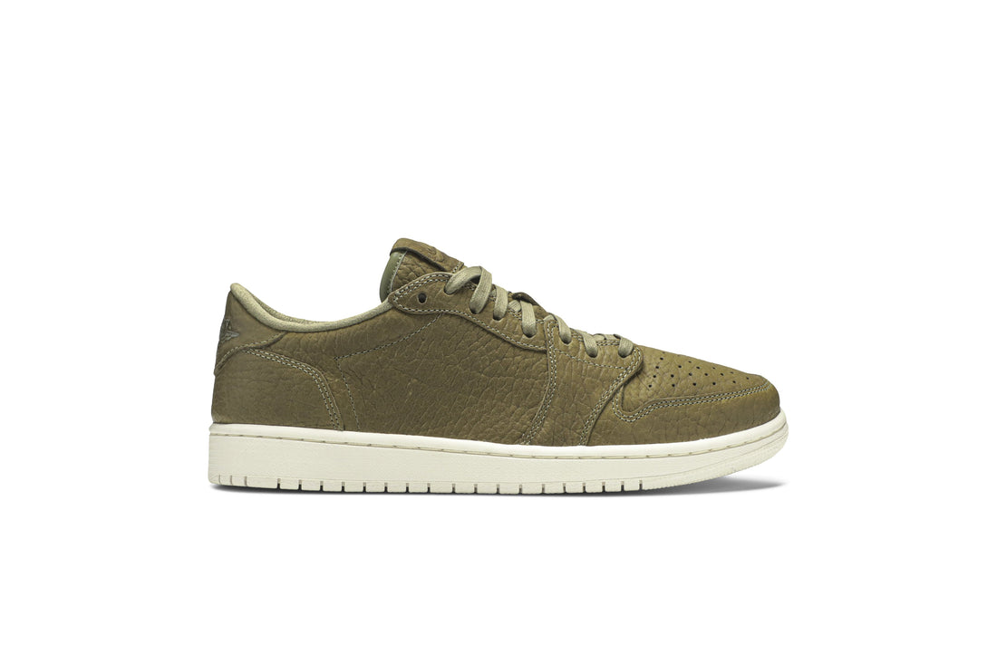 Air Jordan 1 Retro Low Swooshless &