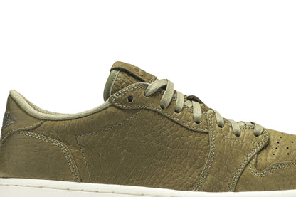 Air Jordan 1 Retro Low Swooshless &