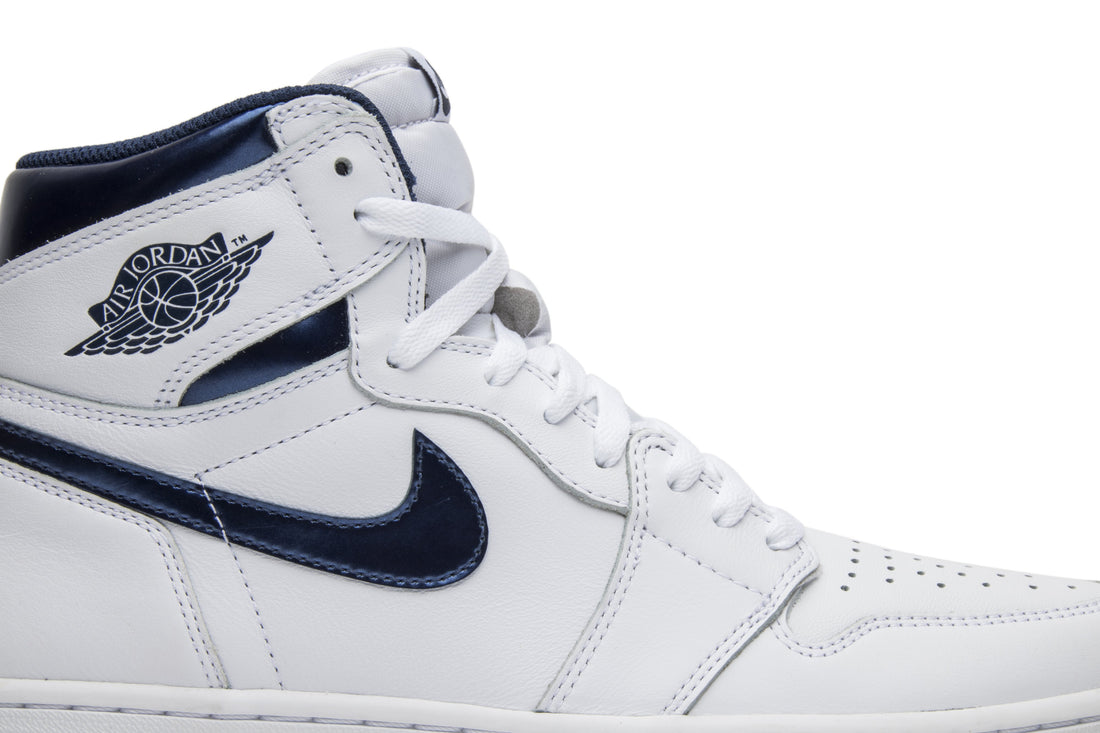 Air Jordan 1 Retro High OG &