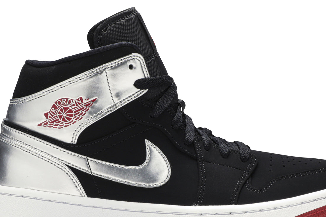 Air Jordan 1 Mid &