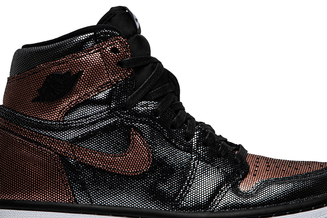 Wmns Air Jordan 1 Retro High OG &