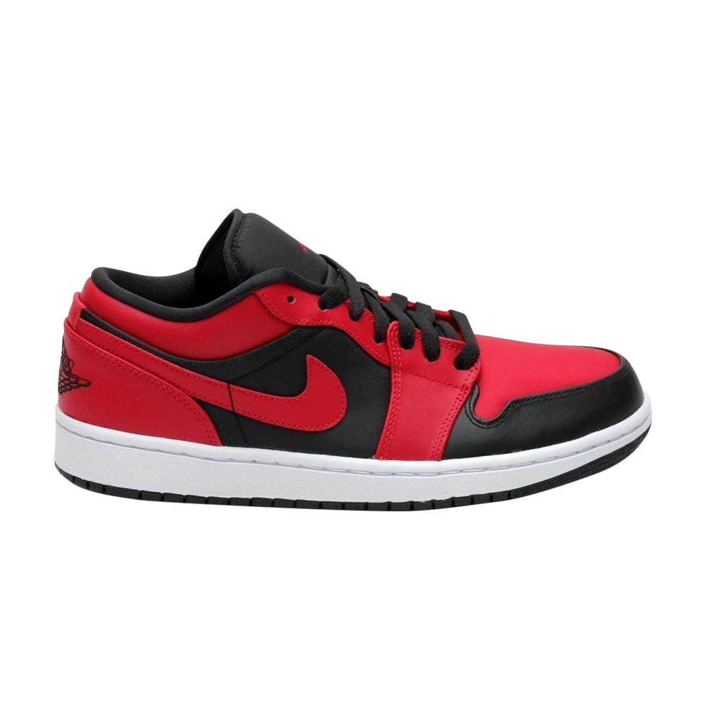 Air Jordan 1 Retro Low &