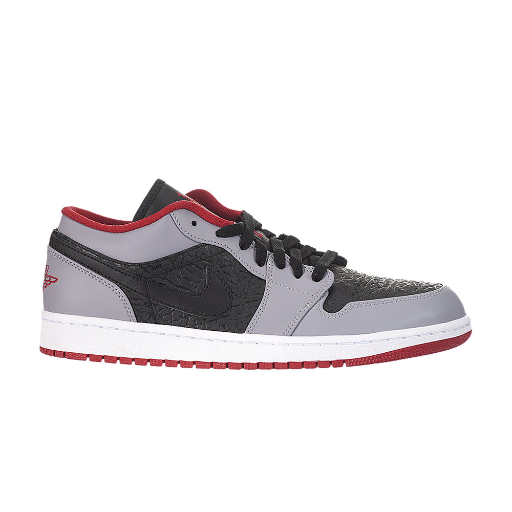 Air Jordan 1 Retro Low &