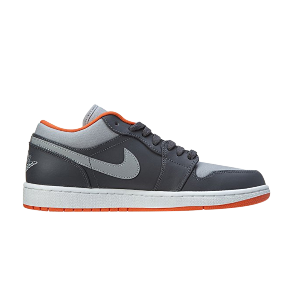 Air Jordan 1 Retro Low &