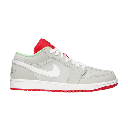Air Jordan 1 Retro Low &