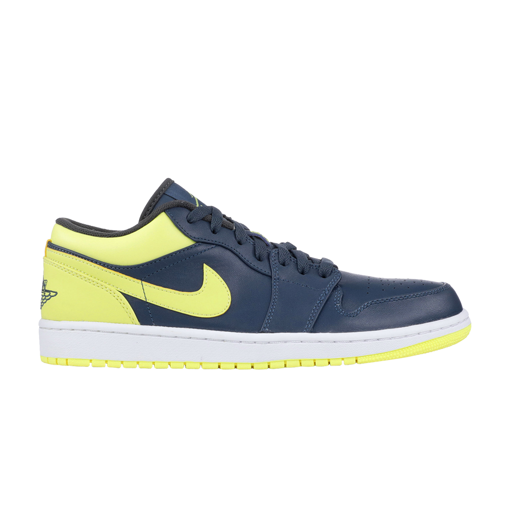 Air Jordan 1 Low &